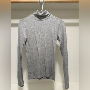 Everlane Grey Turtleneck